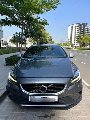 LOWEST AND FINAL PRICE FOR MY EXCELLENT CONDITION, V40 (T5 R-DESIGN). GREAT CHANCE FOR FIRST BUYER