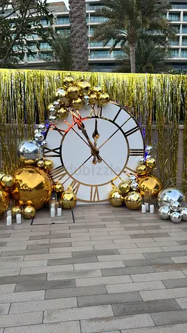 Festive Decorative Clock