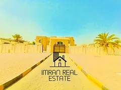 Bright &amp; Spacious 9-Bed Room Prime Location independent Well-Maintained Famliy Villa in Al Falaj