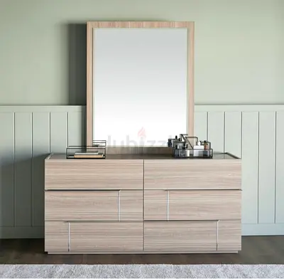 Dresser with good cupboard space