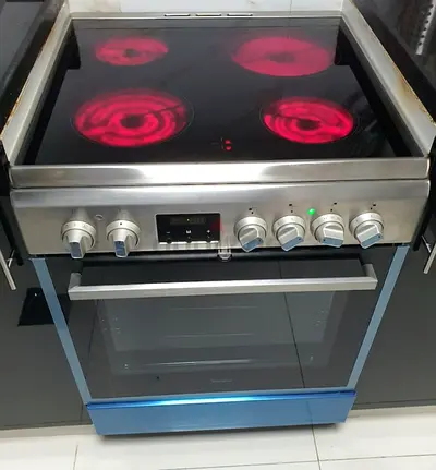 Whirlpool brand 4 Eyes Full Electric Ceramic Cooker Range Size 60×60 cm