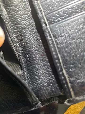 GUCCI VINTAGE WALLET