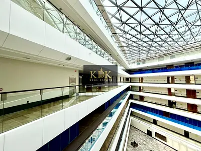 BRAND NEW READY OFFICE IN GREAT LOCATION