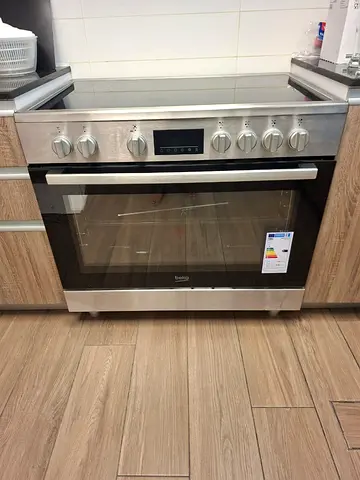 Beko 5 Burner cooker electric ceramic 90cm