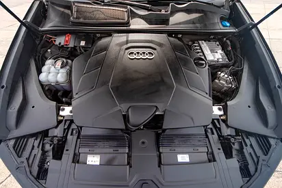 2022 AUDI Q8 — миниатюра 20