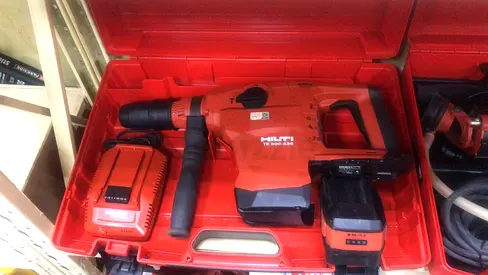 HILTI TE 500 A35 CORDLESS SDS MAX BREAKER