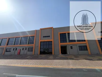 Ready-to-move-in warehouse, 7700 sq ft, 70 kW electricity, price per sq ft 45 AED (negotiable), suitable for storage and commercial use.
