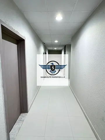 Best Offer 1_Bhk Apartment with 1 washroom !! For Family !!Opposite to Ansar Mall !! JUST IN 36k Call Moiz