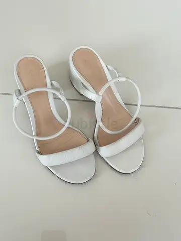 Gianvito Rossi White sandals, size 36,5