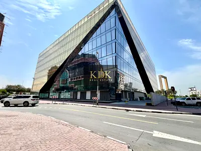 BRAND NEW READY OFFICE IN DESIRABLE LOCATION
