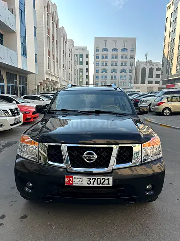 Nissan armada platinum 2015 model mileage 147000 Mulkiya one year it’s very clean condition car