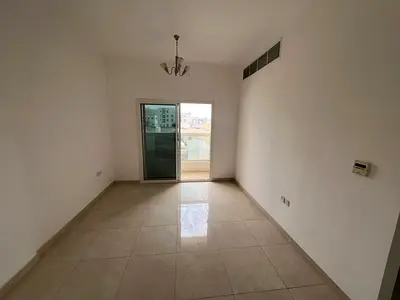 غرفه وصاله تاني ساكن مع غرفه ماستر شباك بنوراما بلكونه ىمساحه كبيره