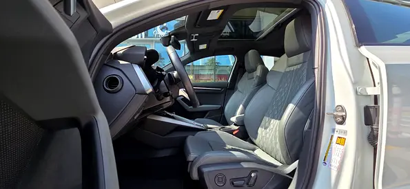2022 AUDI S3 照片 8