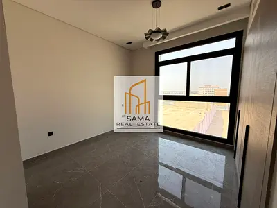 2bhk with 3bahts available for family r65k