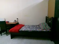 BACHELOR BED SPACE FOR 650