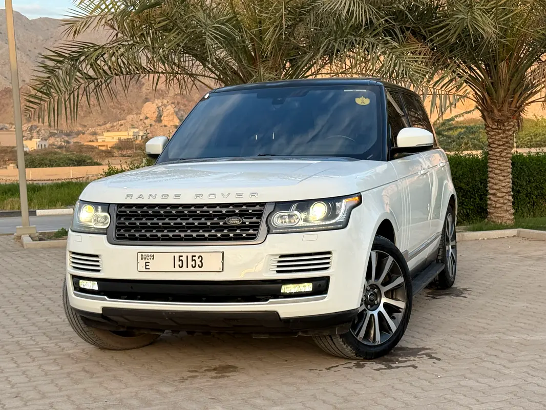 Land Rover Range Rover 2015 — photo 1 of 9