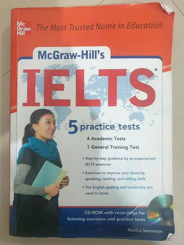 English books for urgent sale كتب لغة إنجليزية للبيع العاجل