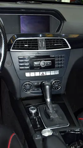 2013 Mercedes-BENZ C-CLASS 缩略图 18