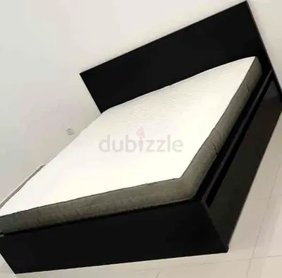 IKEA malam king‑size bed (180 × 200 cm) with 2 storage drawers underneath and an IKEA mattress ✨