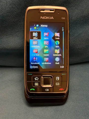 Nokia E66