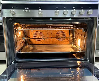 Gourmet Oven in Excellent Condition