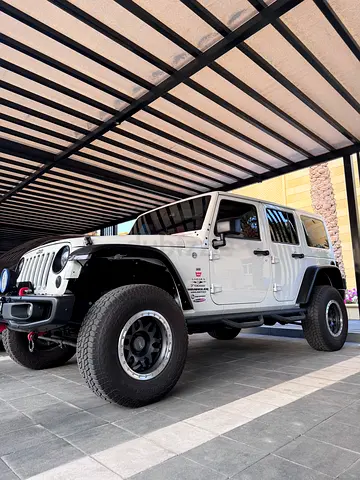 Jeep Wrangler Sahara