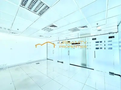 Bright unit | 3 parkings | High Floor | Spacious | Near Metro | Pantry/Washroom