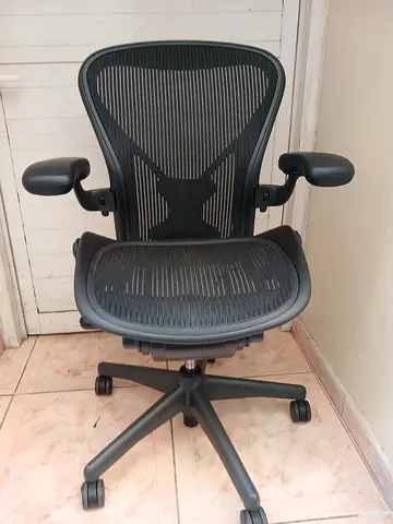 Herman Miller Aeron Chair Size C for Sale