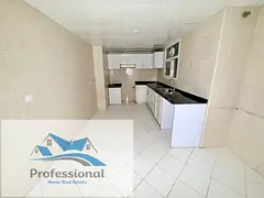 PARKING FREE LIKE A NEW BUILDING BIG SIZE APARTMENT 2 BHK 43 K 6 CHQS WARDROBE FAMILY BUILDING