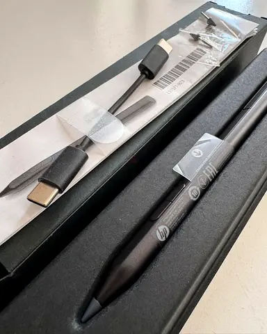 HP Rechargeable MPP 2.0 Tilt Pen | USB-C Charging | 4096 Pressure Levels | Tilt Support | Magnetic D