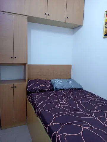 partition room available