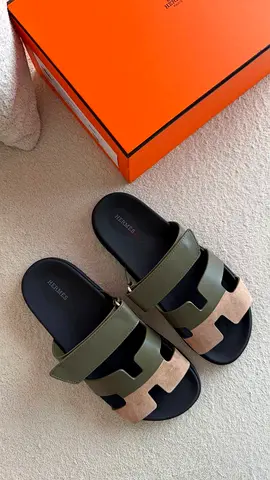 Hermès Stylish Slippers with Box