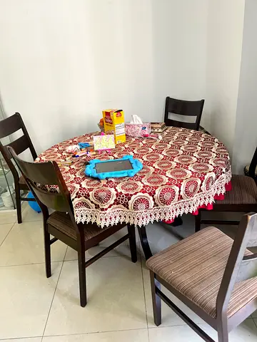 Round Dining Table with 5 Chairs only