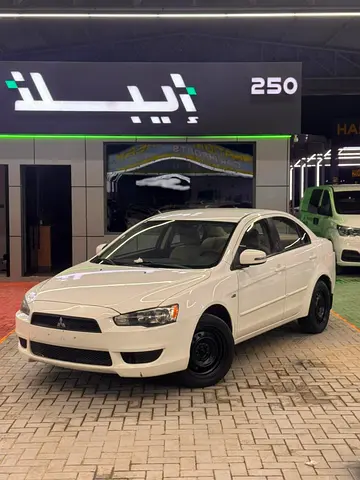 Mitsubishi Lancer , 2.0 L , V4