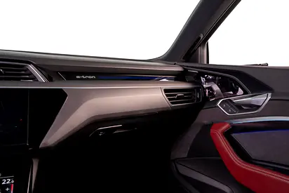 2023 AUDI E-TRON 缩略图 14