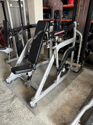 Newtech Shoulder Press - AED 9000