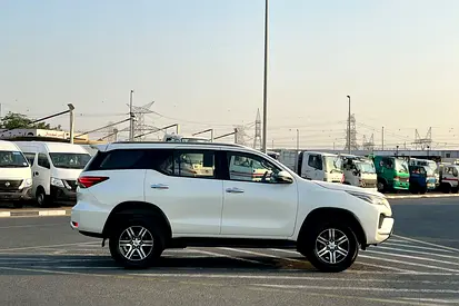 2022 Toyota FORTUNER 照片 9