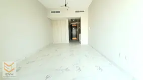 Spacious Studio │ Community Living │ Family Area