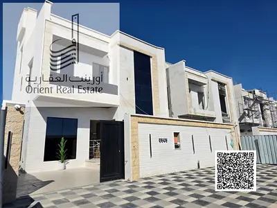 فيلا  للبيع في عجمان منطقة الزاهية الفيلا مكونة من G+2، , مجلس,  صالة  5 غرف ماستر مع خزائن، مطبخ كبير, مطبخ تحضيري, غرفة خادمة .
