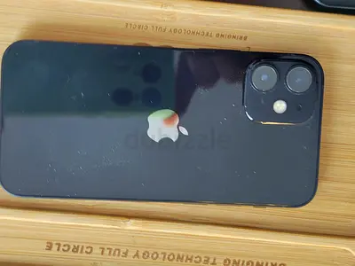 Apple iPhone 12 mini with 1 set of airtag