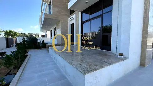 Elegant Corner Villa | Well Maintained | Ideal Sanctuary