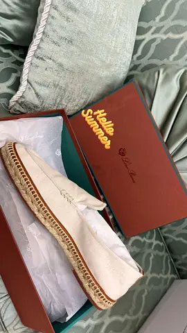 loro piana seaside walk beige canvas