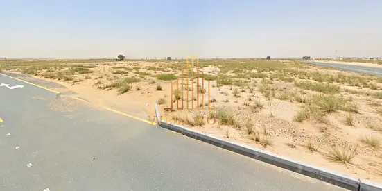 قطعة أرض سكنية مميزة في روضة القرط – ثاني قطعة بعد المسجد بموقع استراتيجي وسعر استثنائي