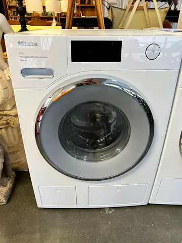 Miele Listed Model wwv980 washer and dryer set