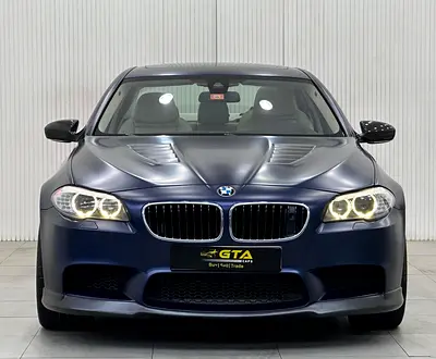 صورة مصغرة 2 لـ 2013 BMW M5