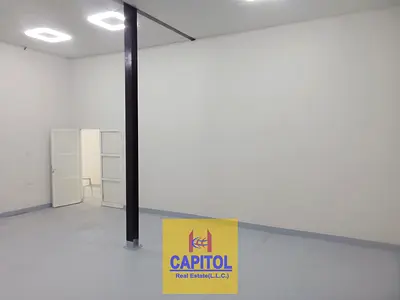 WOW ! MOST WANTED WAREHOUSE ON GROUND -650 SQFT *87
