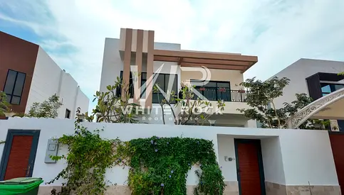 Luxury 4BR Fully Furnished Villa | Private Pool