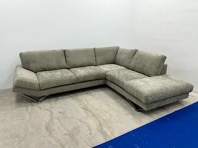 Amazing condition Natuzzi brand lshape sofa