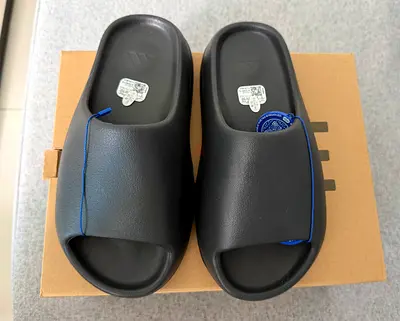 Adidas YZY Slide