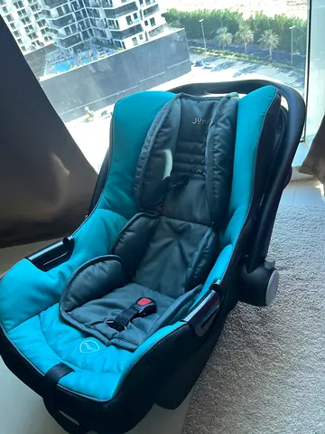 Infant Car Seat in Excellent Condition